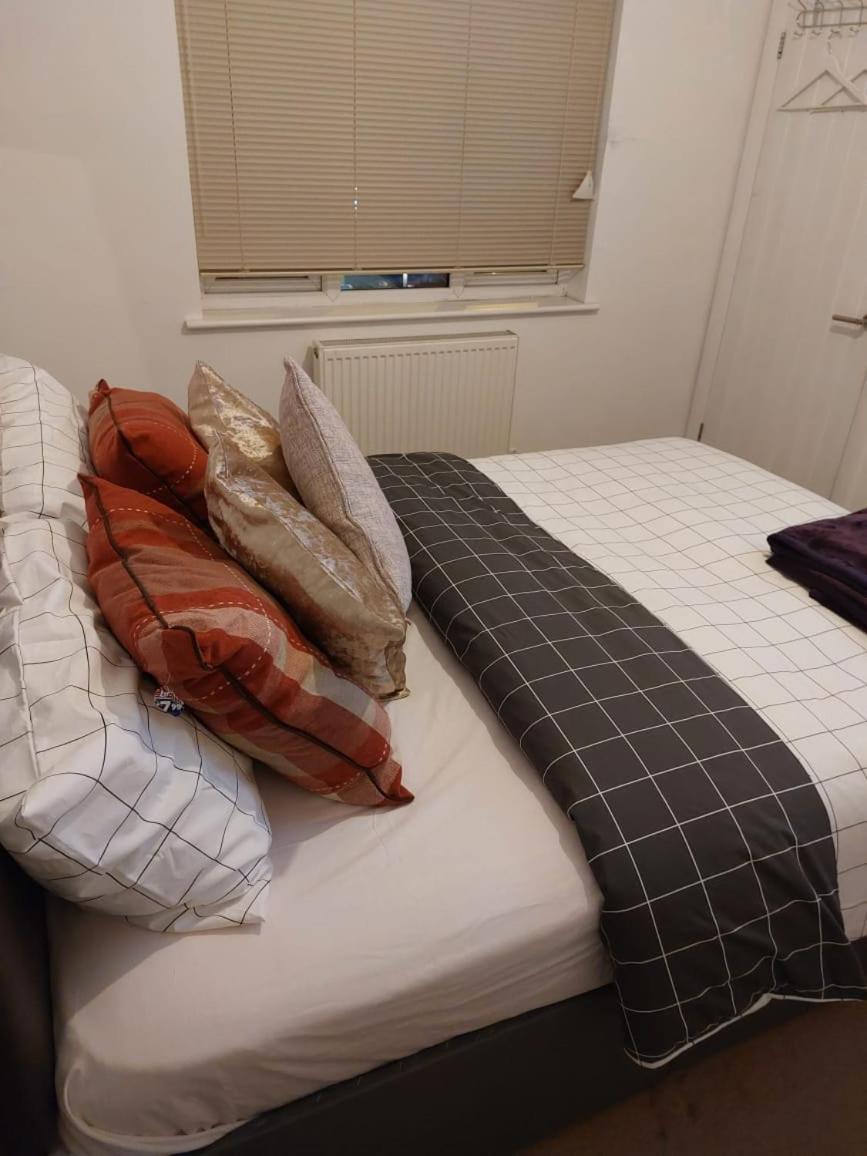 London Luxe Rooms Surbiton Екстер'єр фото